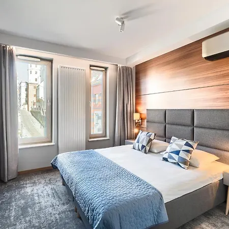 Park - Old Town Apartment